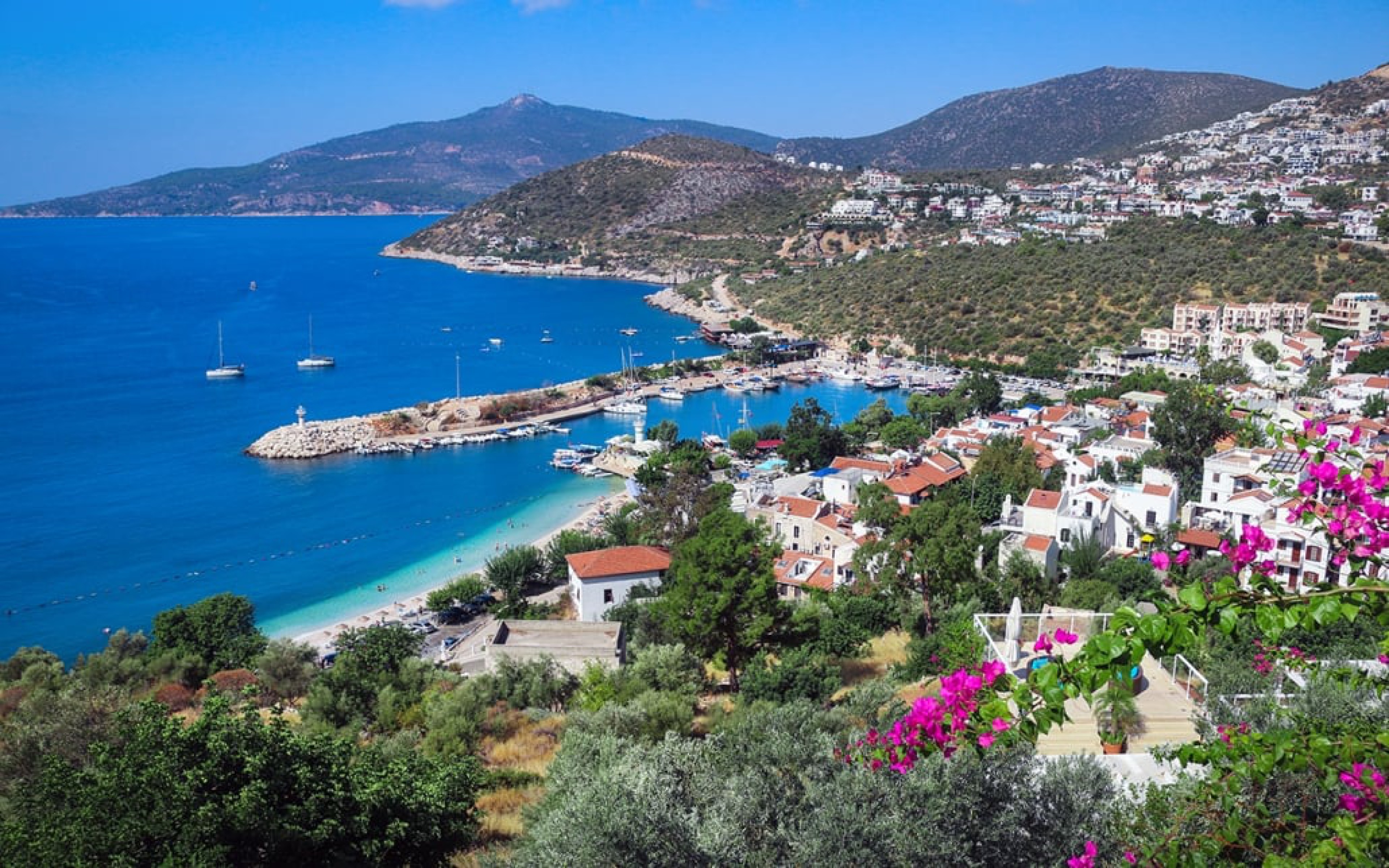 Kaş mı Kalkan mı? Hangisi Size Daha Uygun?