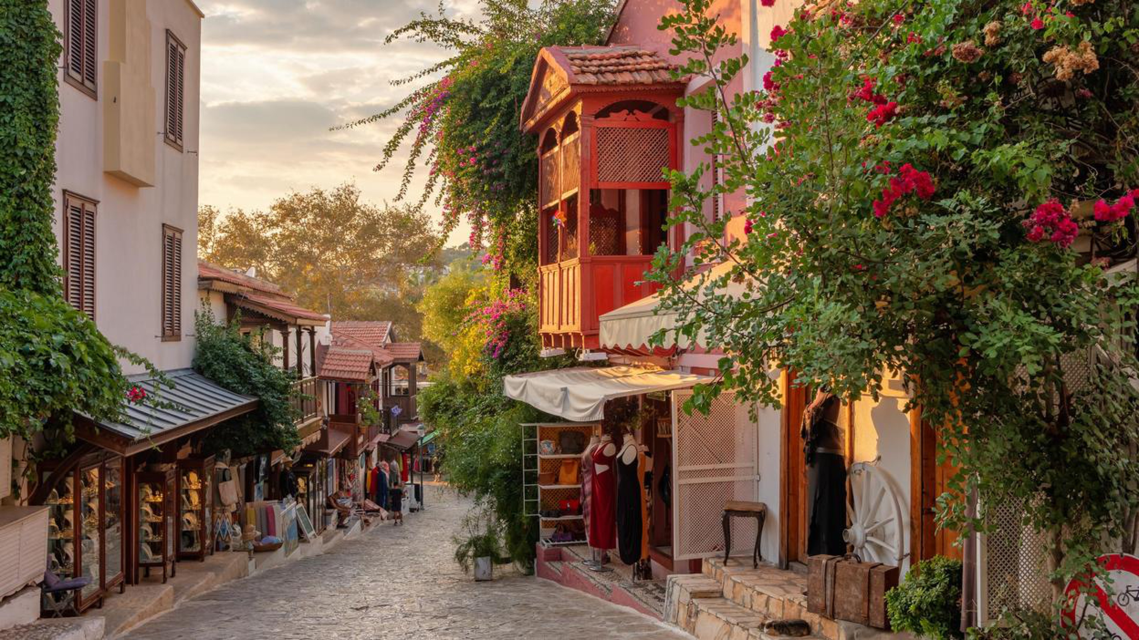 Kaş'a Gitmek İçin En İdeal Zamanlar