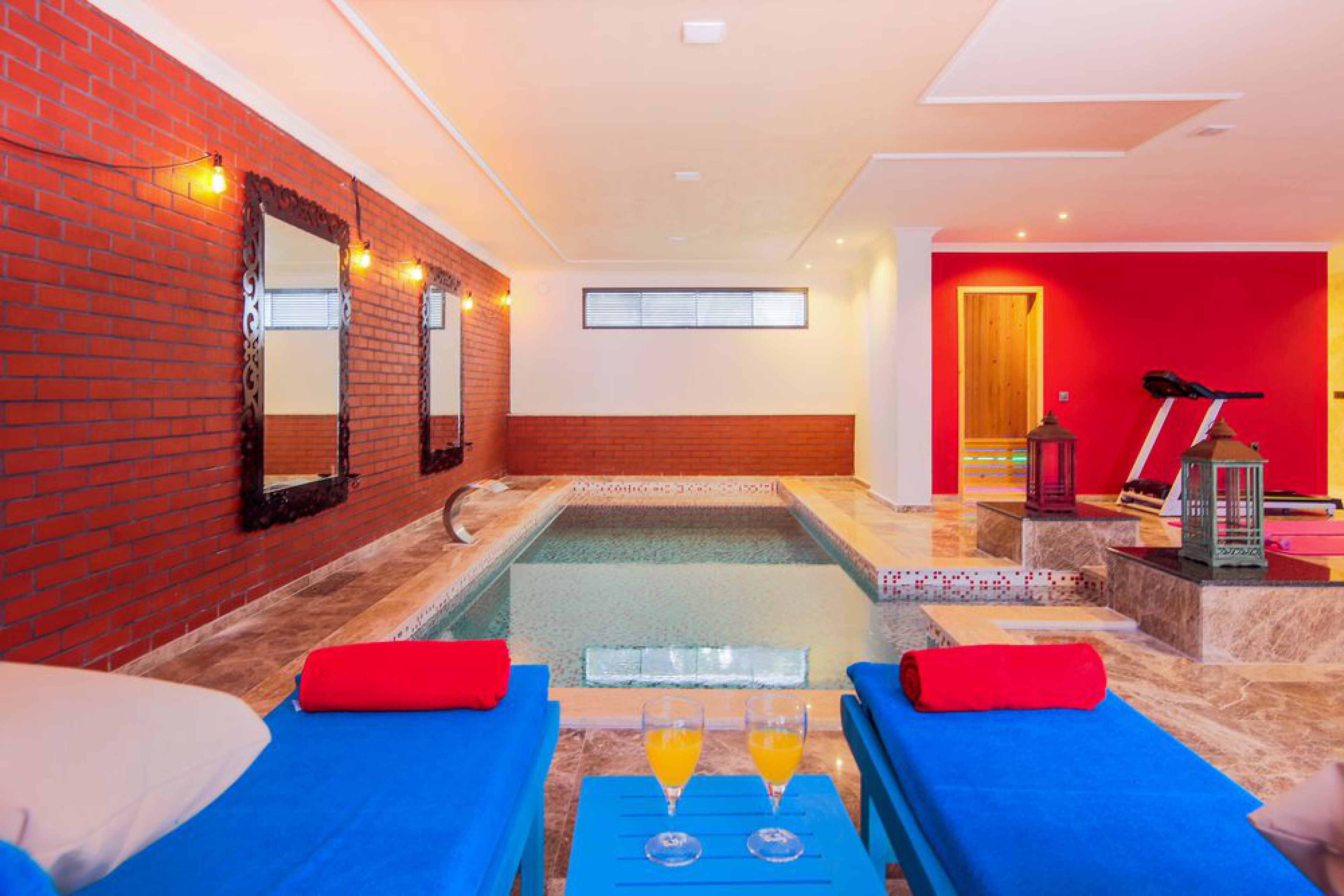 Kapalı Havuzlu Villalar
